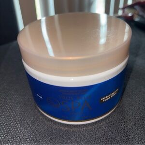 ALL NEW True Blue Spa EFFERVESCENT FOOT SOAK 11.5 oz Bath & Body Works